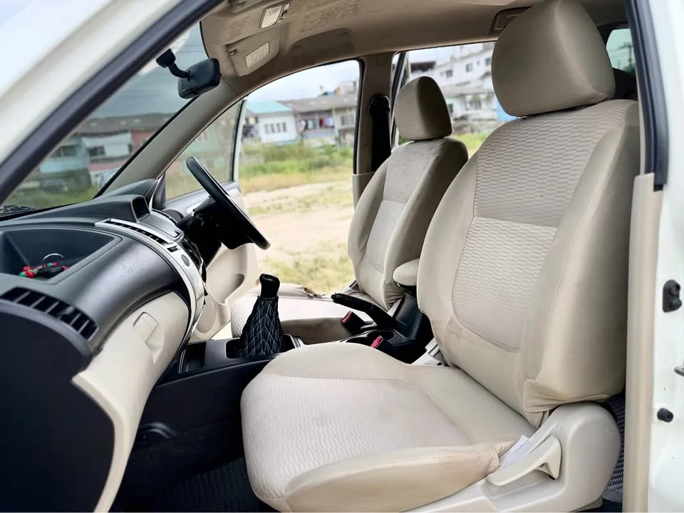 2012 Mitsubishi Pajero Sport II 3