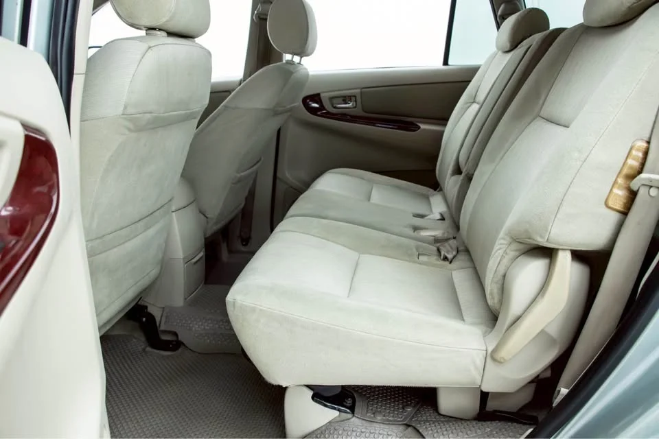 2007 Toyota Innova I 3