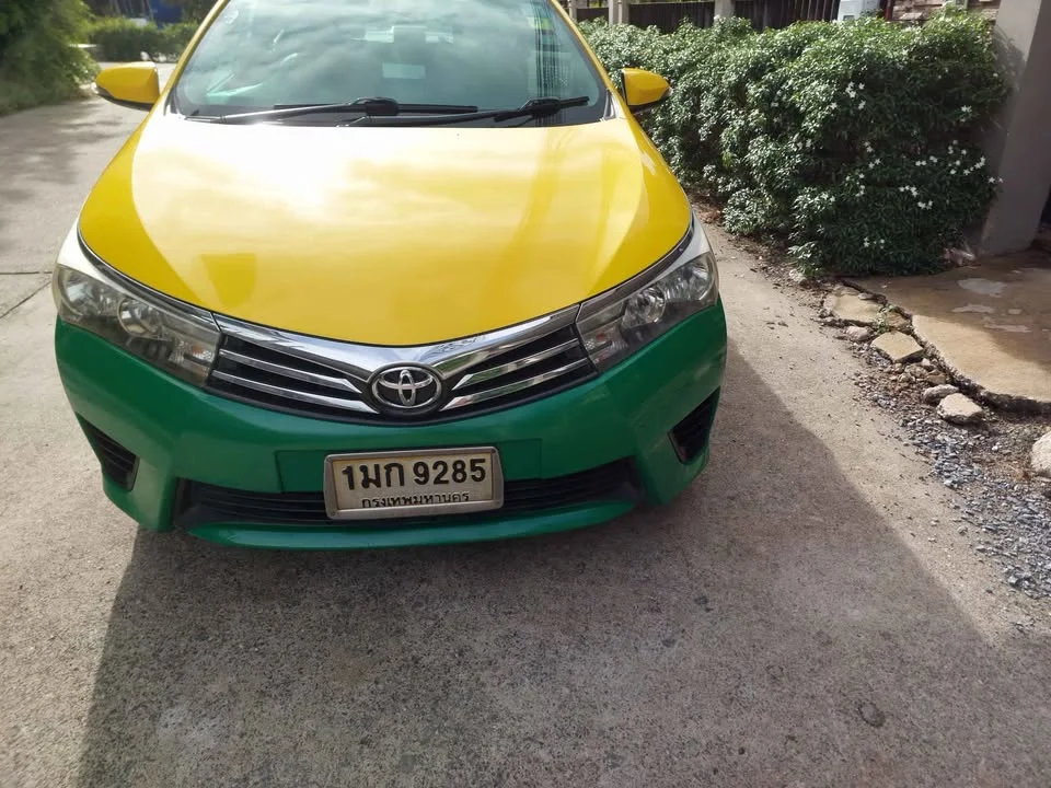 2016 Toyota Corolla Altis XI (E170) 3