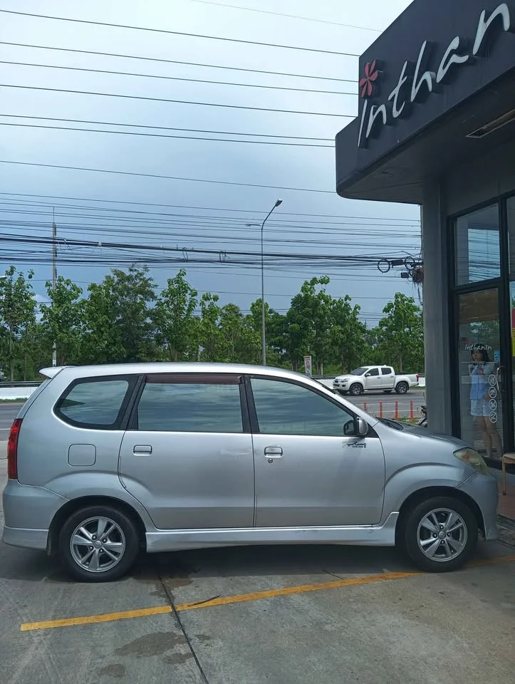 2008 Toyota Avanza I 3