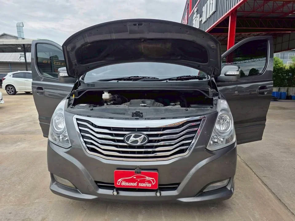 2011 Hyundai H-1 II 3