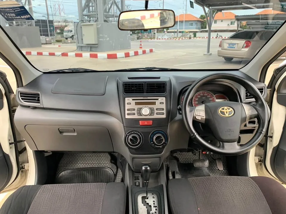 2012 Toyota Avanza II 2