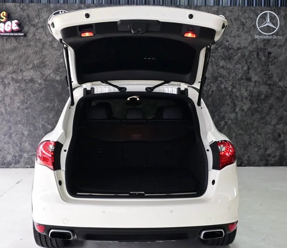 2012 Porsche Cayenne II 2