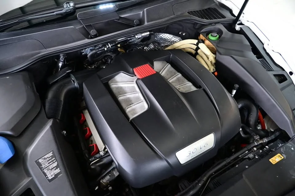 2012 Porsche Cayenne II 2