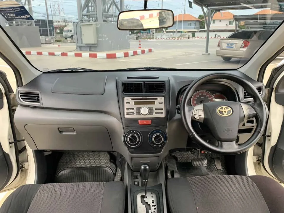 2012 Toyota Avanza II 2
