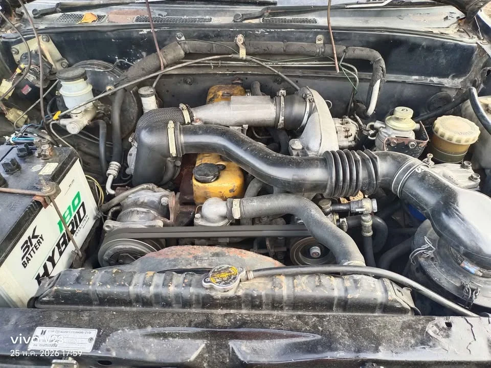 1994 Isuzu TFR III 2