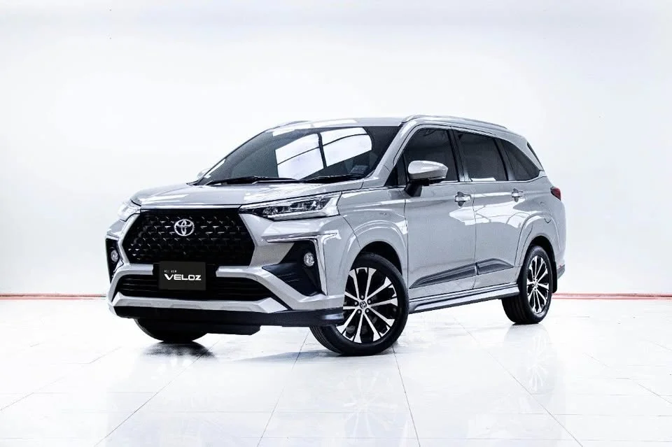 2023 Toyota Veloz III 3