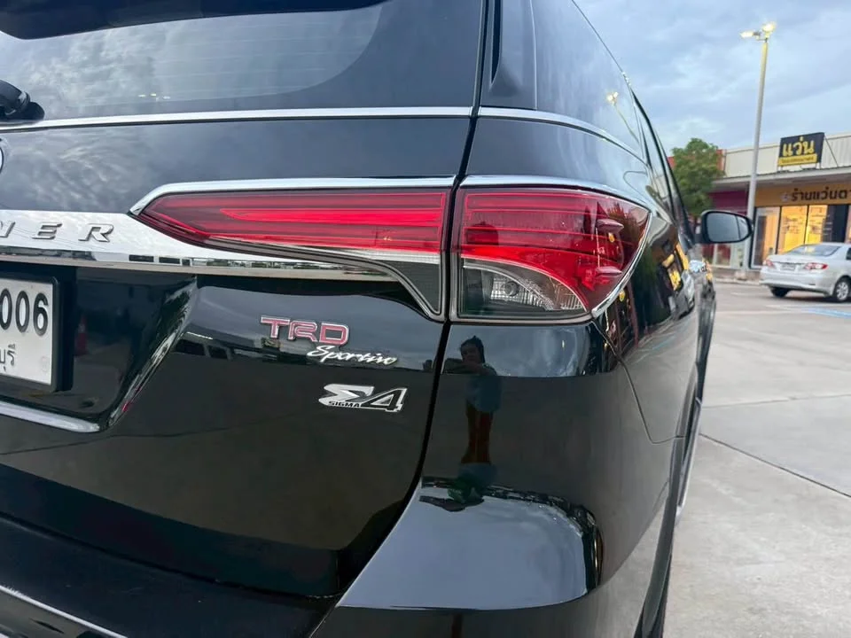 2018 Toyota Fortuner II 2