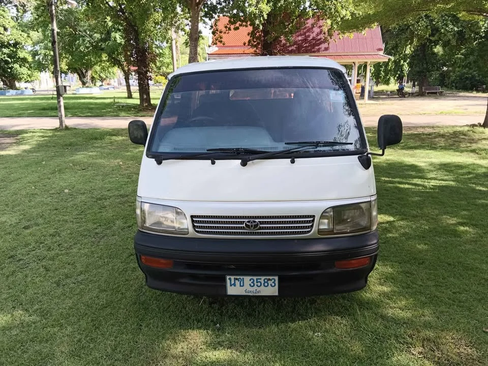 1995 Toyota Commuter IV (H100) 3