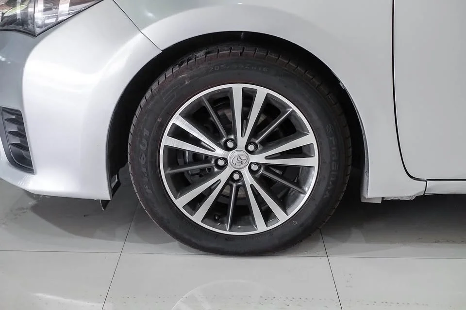 2014 Toyota Corolla Altis XI (E170) 2