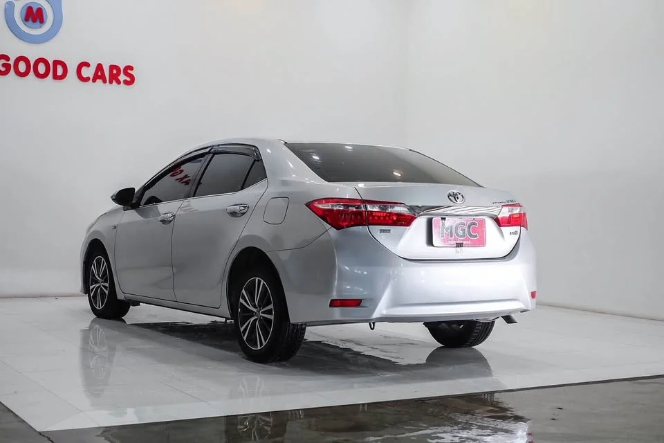 2014 Toyota Corolla Altis XI (E170) 3