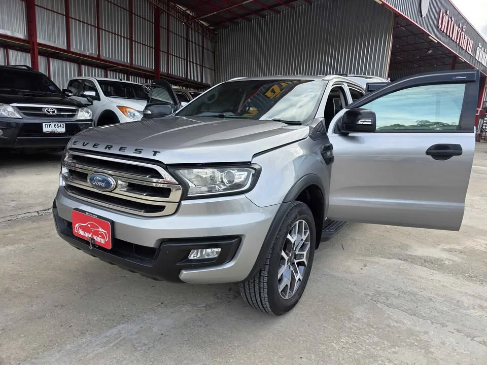 2017 Ford Everest II 3