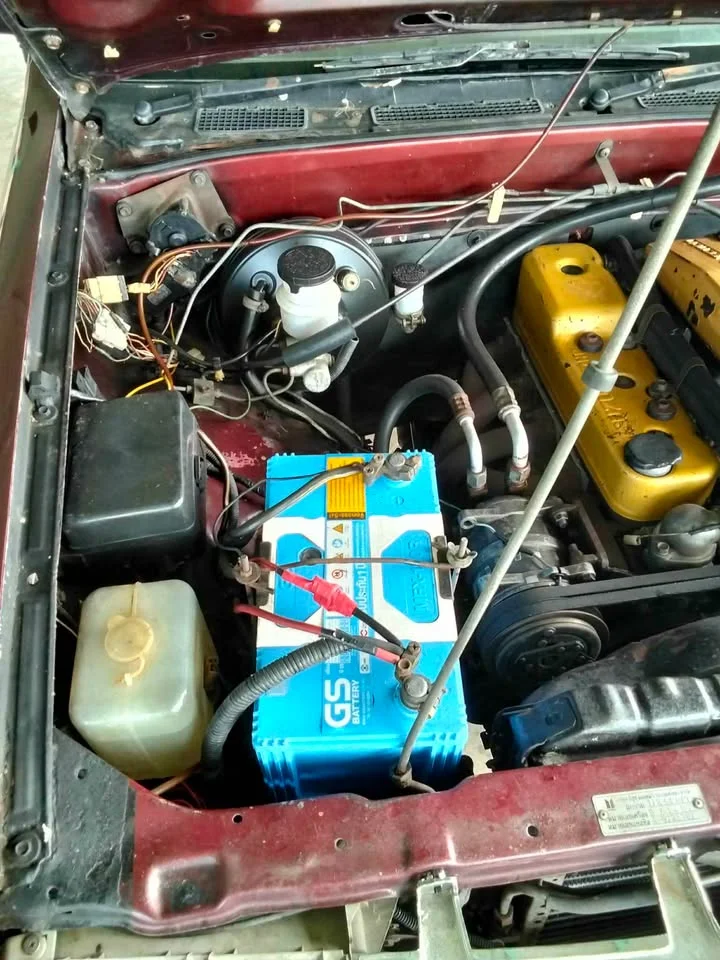 1992 Isuzu TFR III 3