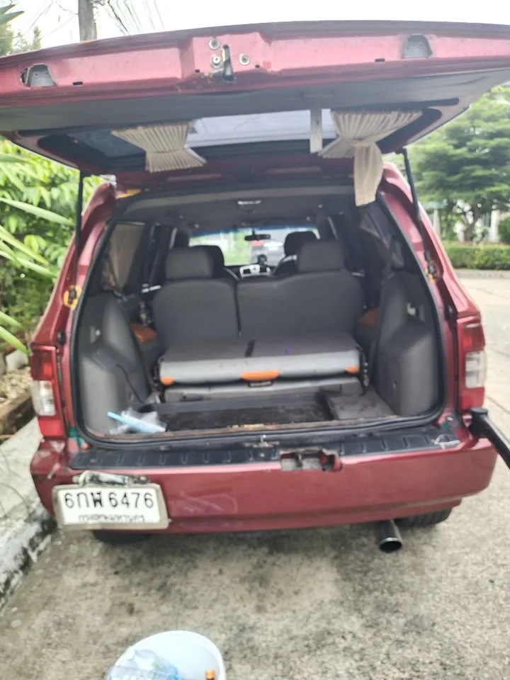 2004 Isuzu  TR Adventure Master II 2