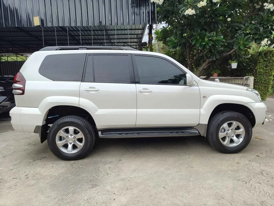 2003 Toyota Land Cruiser Prado J120 3