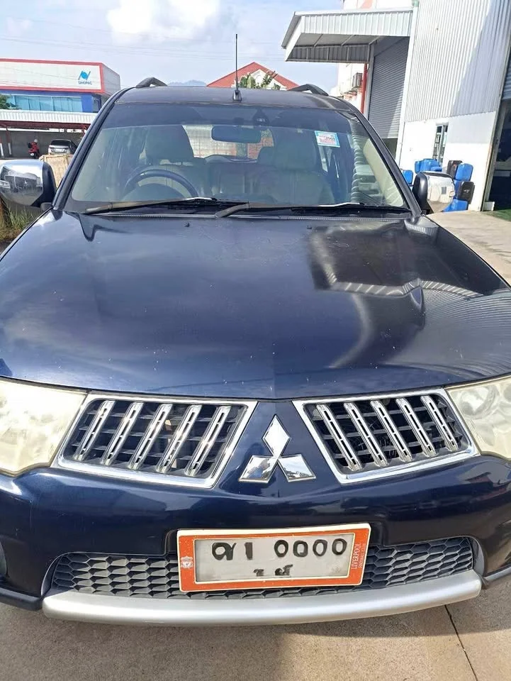 2012 Mitsubishi Pajero Sport II 3