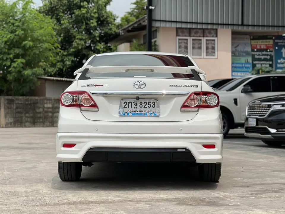 2013 Toyota Corolla Altis X (E140) 2