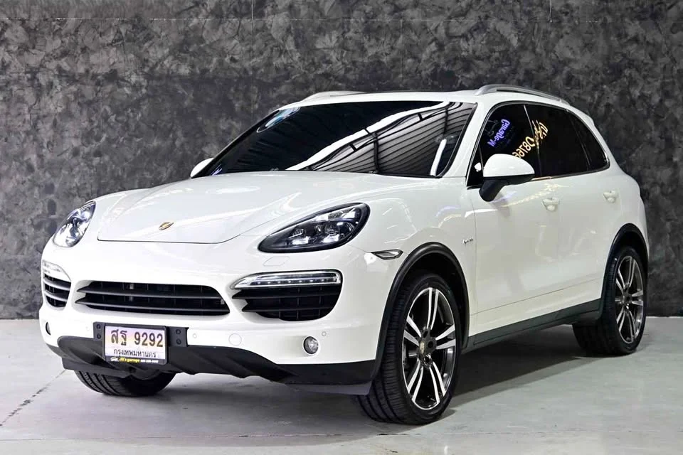2012 Porsche Cayenne II 3