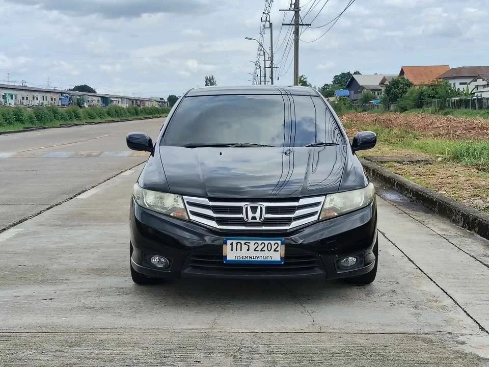 2013 Honda City V 2