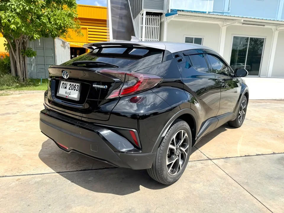 2023 Toyota C-HR I 3