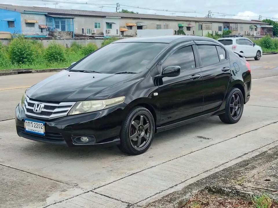 2013 Honda City V 2