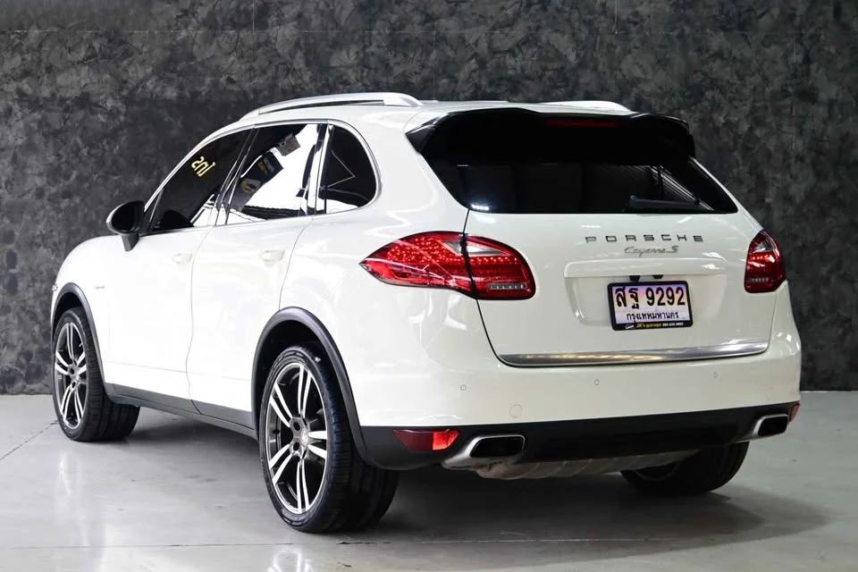 2012 Porsche Cayenne II 3