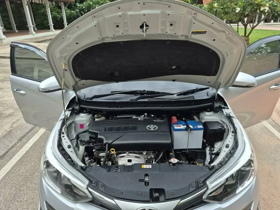 2017 Toyota Yaris ATIV III 3