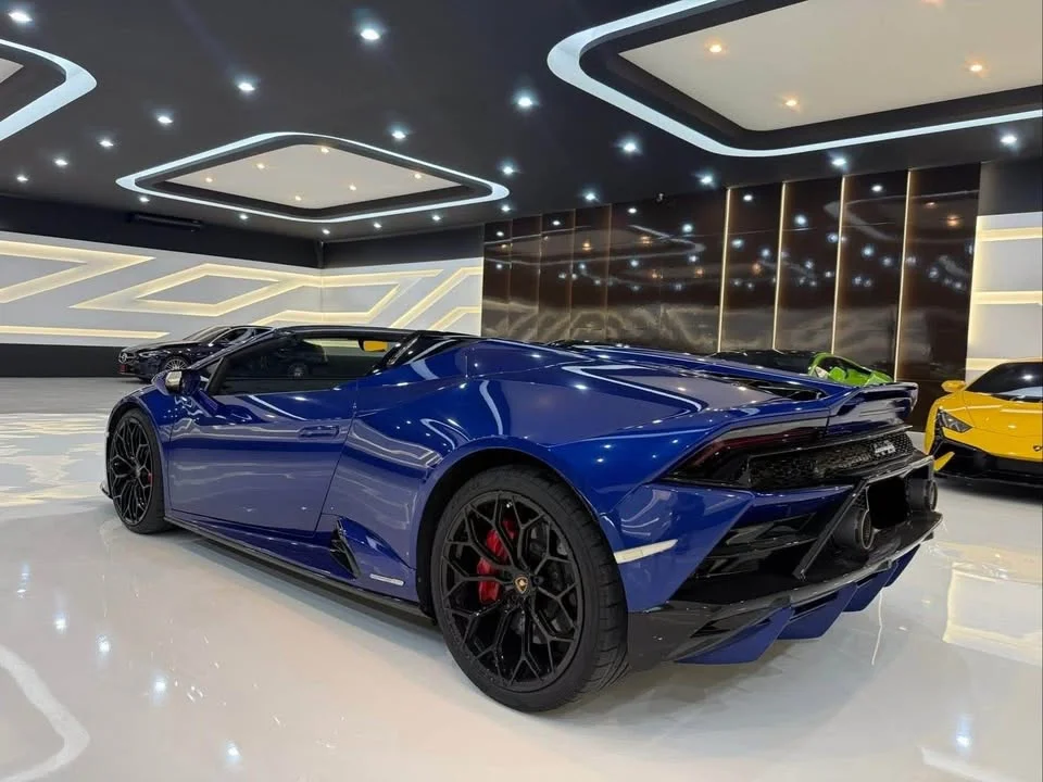 2021 Lamborghini Huracan 3