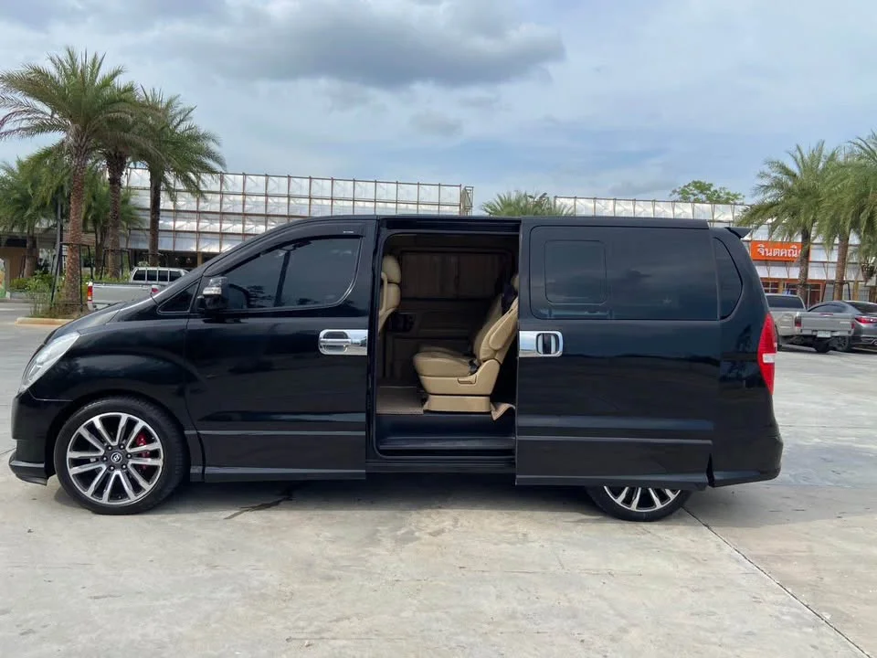 2011 Hyundai H-1 II 3