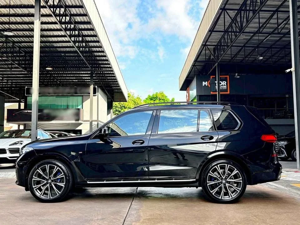 2021 BMW X7 G07 3