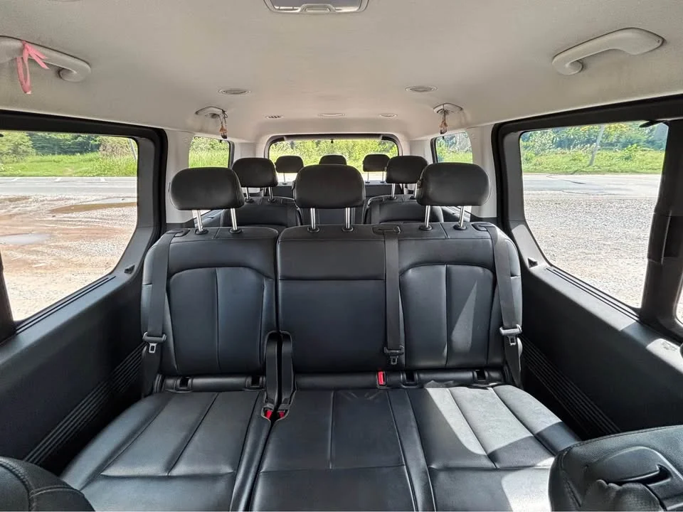 2022 Hyundai Staria US4 3