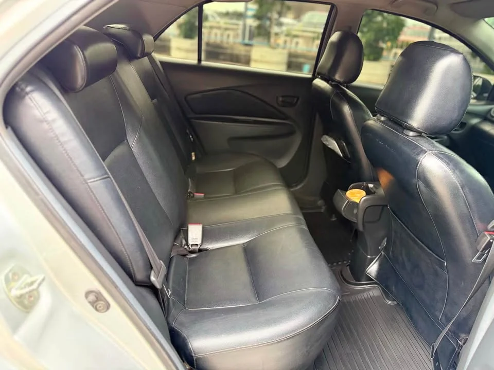 2010 Toyota Vios II 2