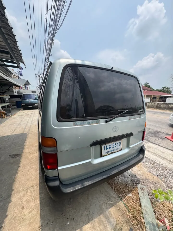 2000 Toyota Commuter IV (H100) 3