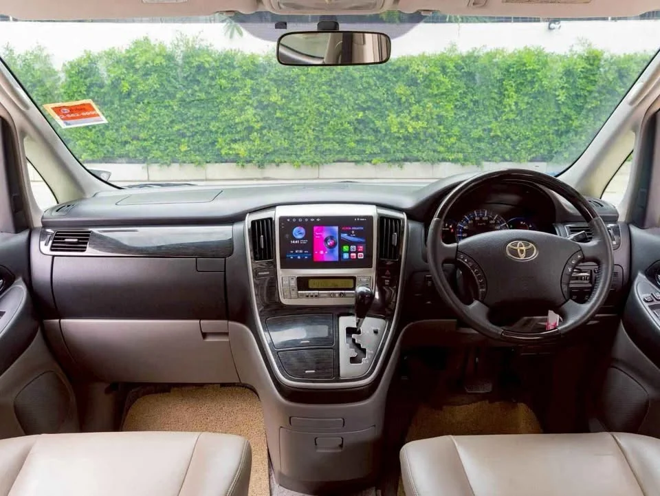 2010 Toyota Alphard, Vellfire I (AH10) 3