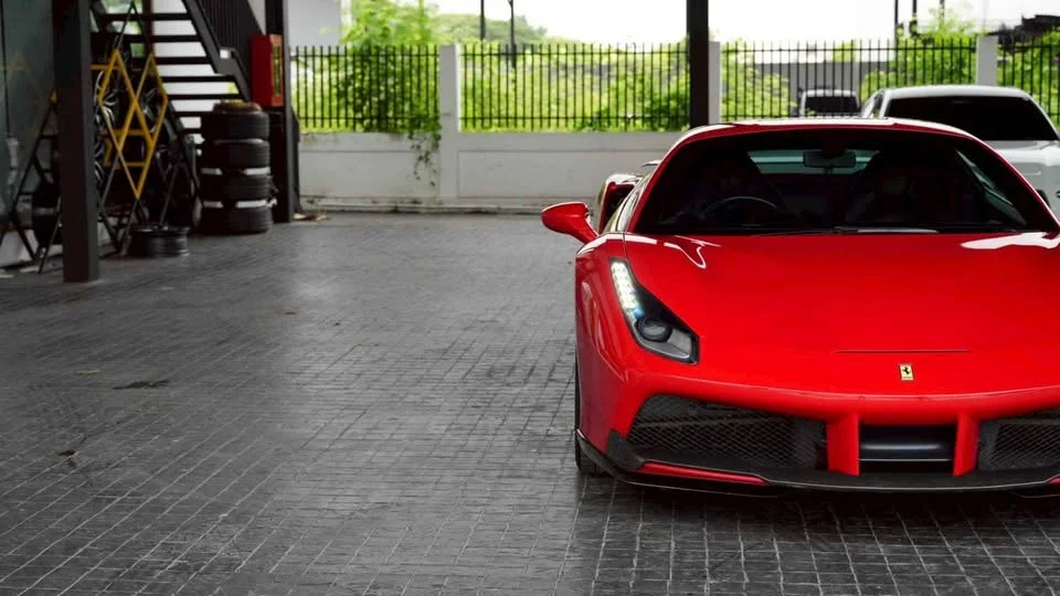 2016 Ferrari 488 2