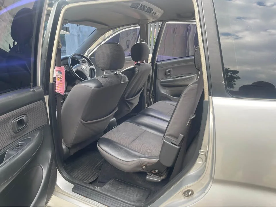 2006 Toyota Avanza I 2