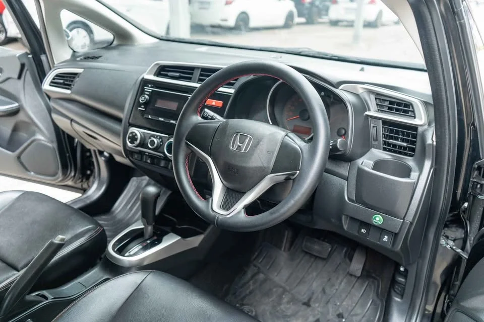 2015 Honda Jazz III 3