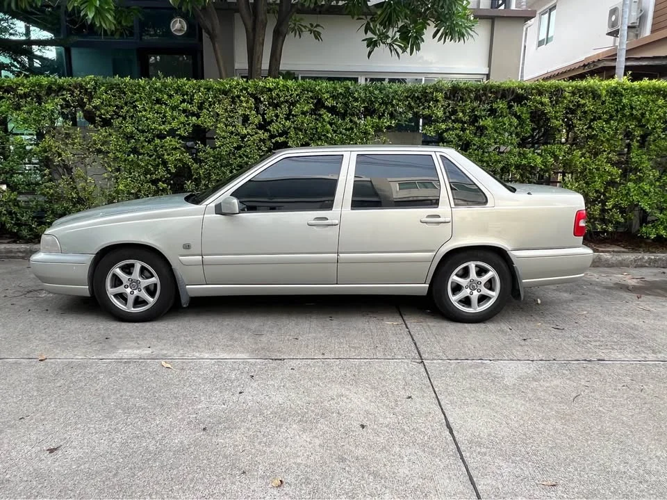 1999 Volvo S70 3