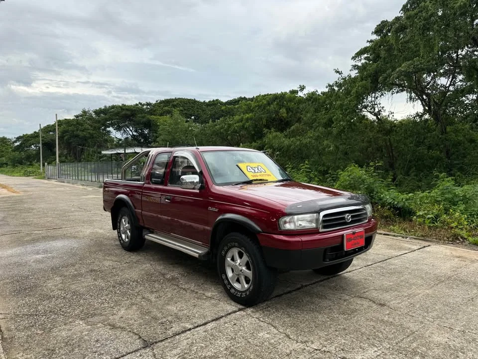 2000 Mazda 2500 Fighter V 3
