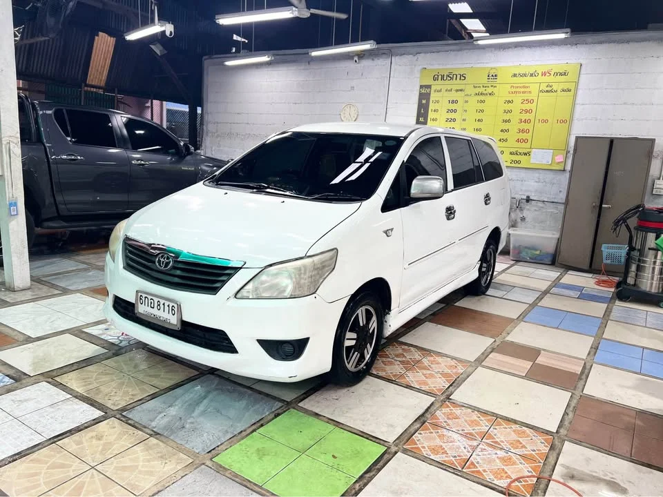 2007 Toyota Innova I 2