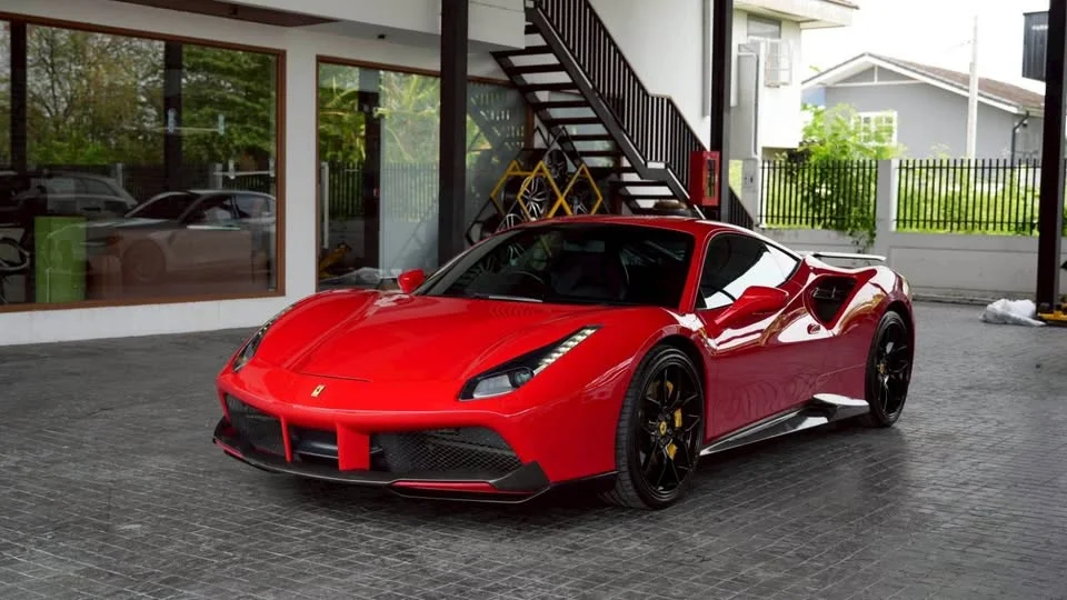 2016 Ferrari 488 2