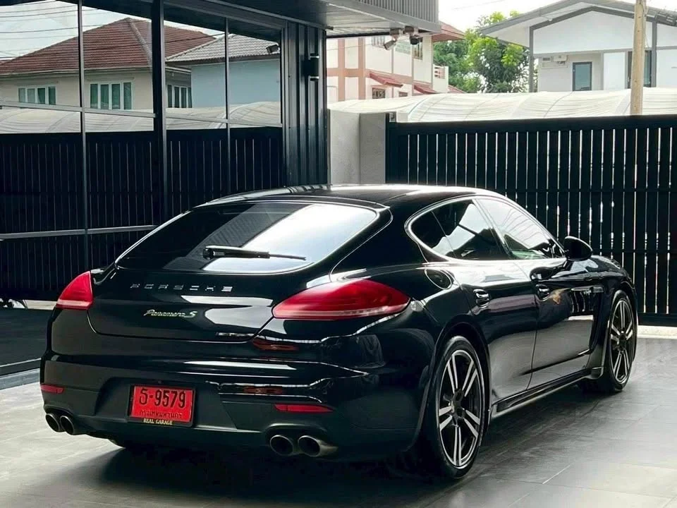 2015 Porsche Panamera I 3