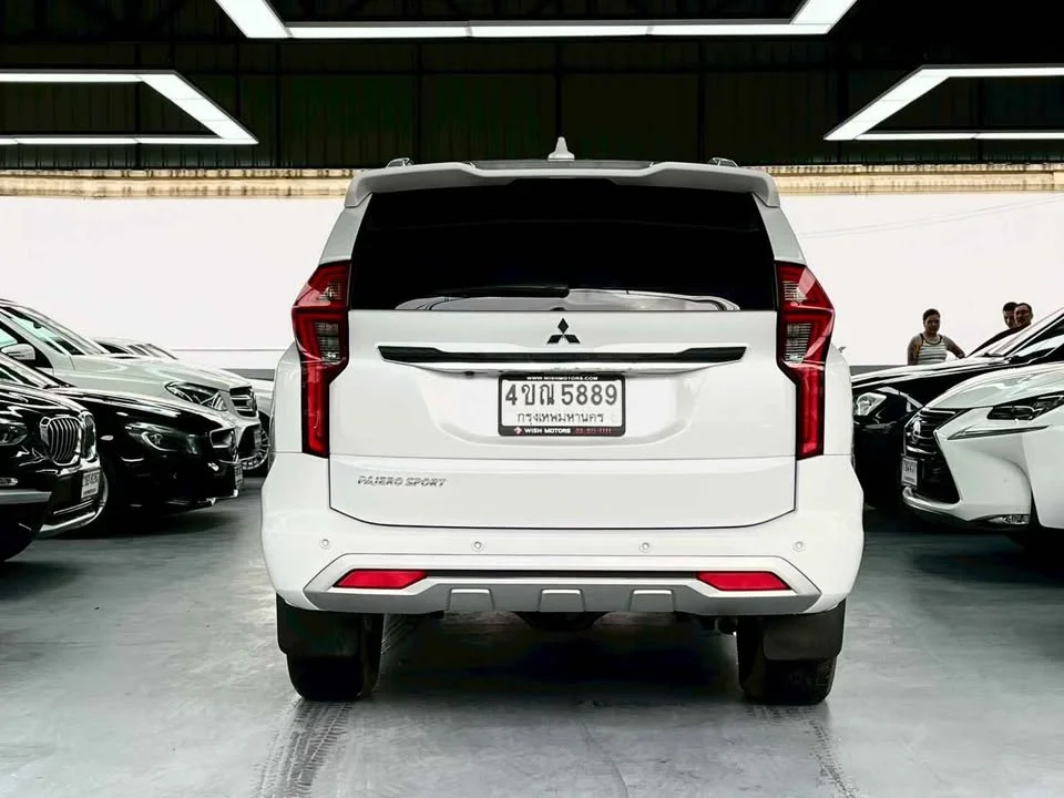 2023 Mitsubishi Pajero Sport III 2