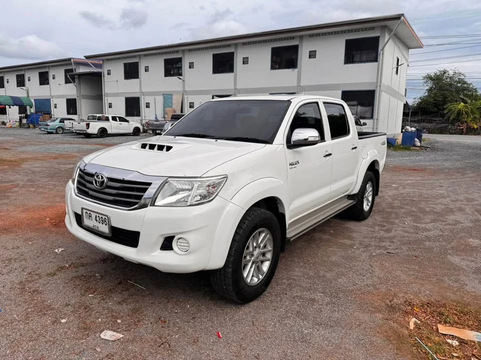 2014 Toyota Hilux VII 2