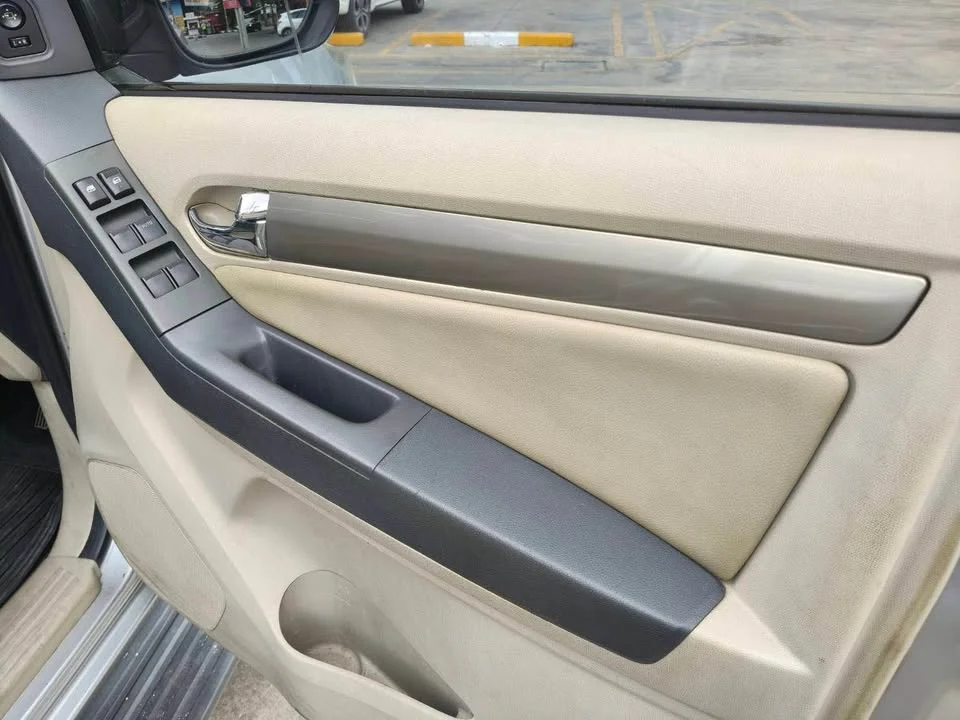 2014 Chevrolet TrailBlazer II 3