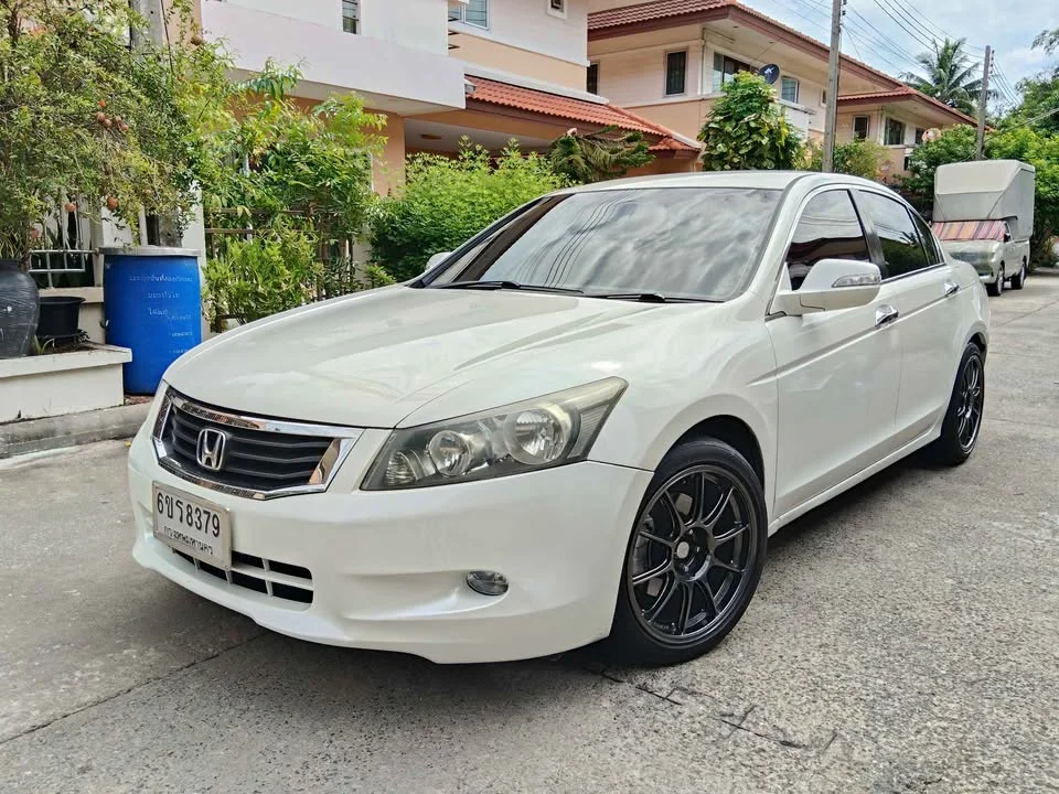 2010 Honda Accord VIII 3