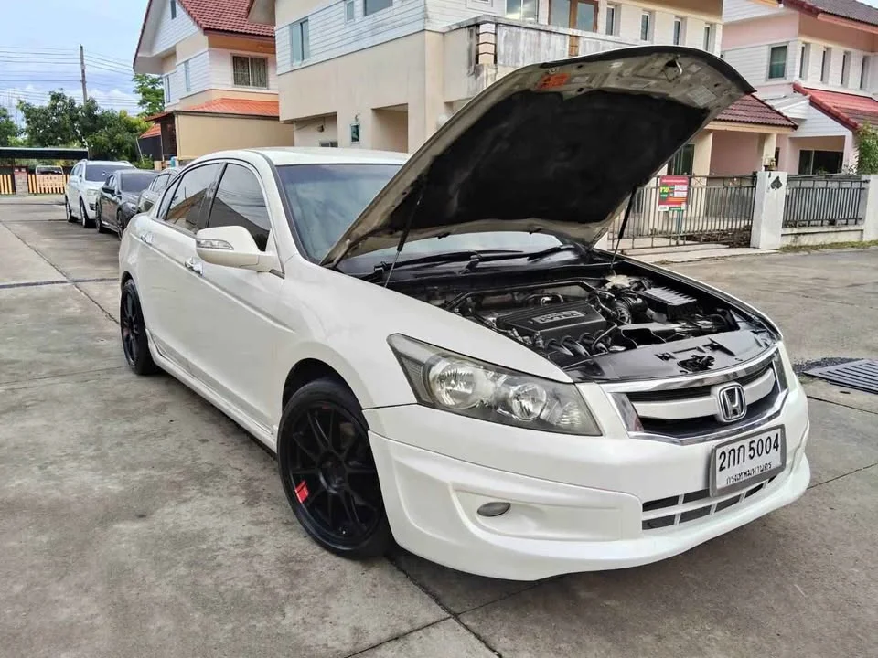 2008 Honda Accord VIII 2