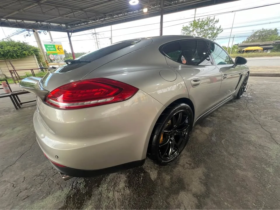 2013 Porsche Panamera I 3