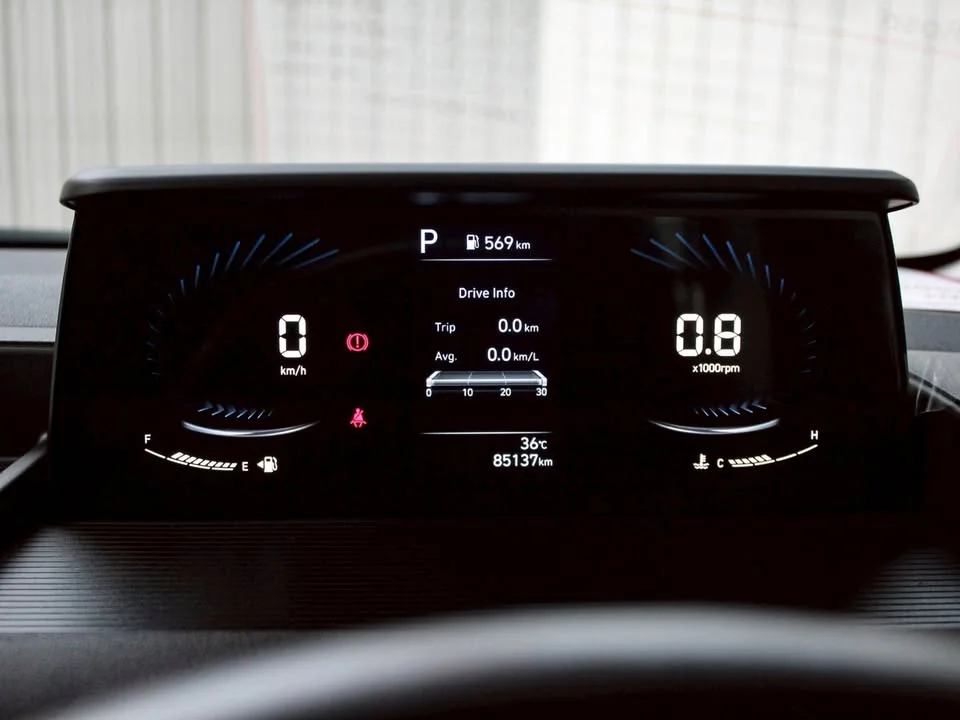 2022 Hyundai Staria US4 3