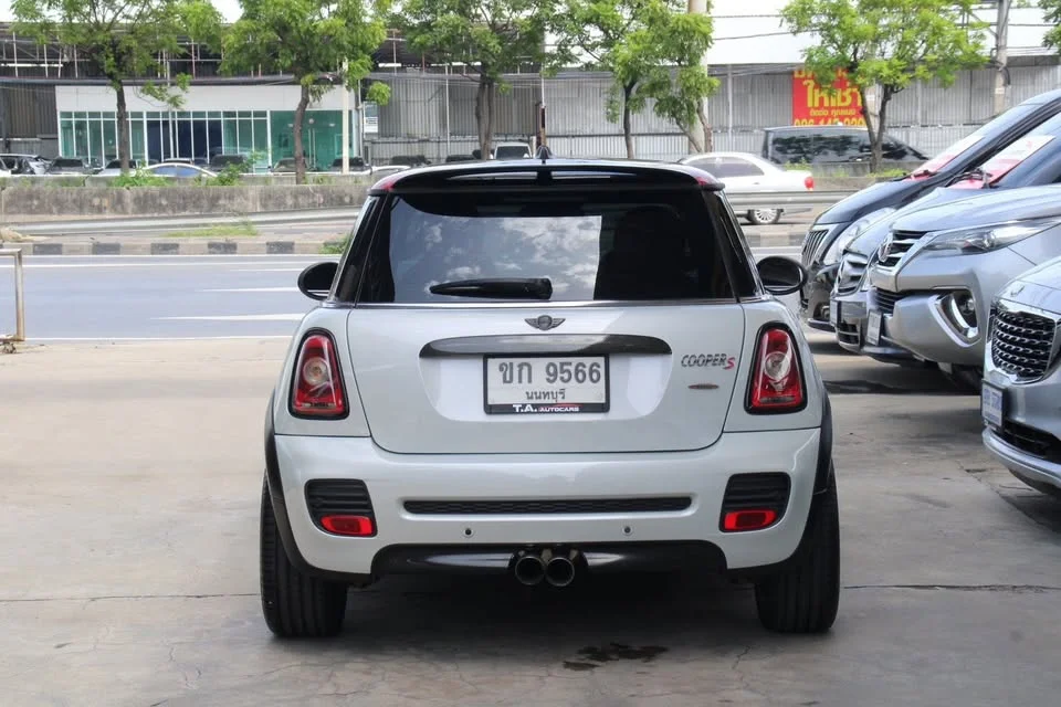 2011 Mini Clubman I 3